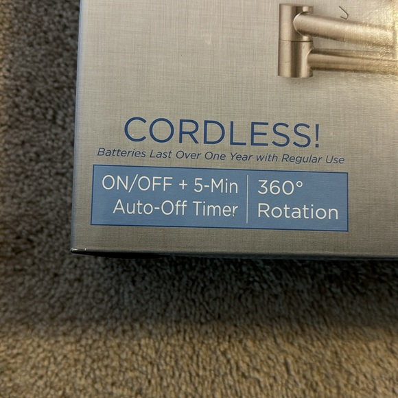 Wall LED Lighted Mount Mirror - Picture 2 of 5